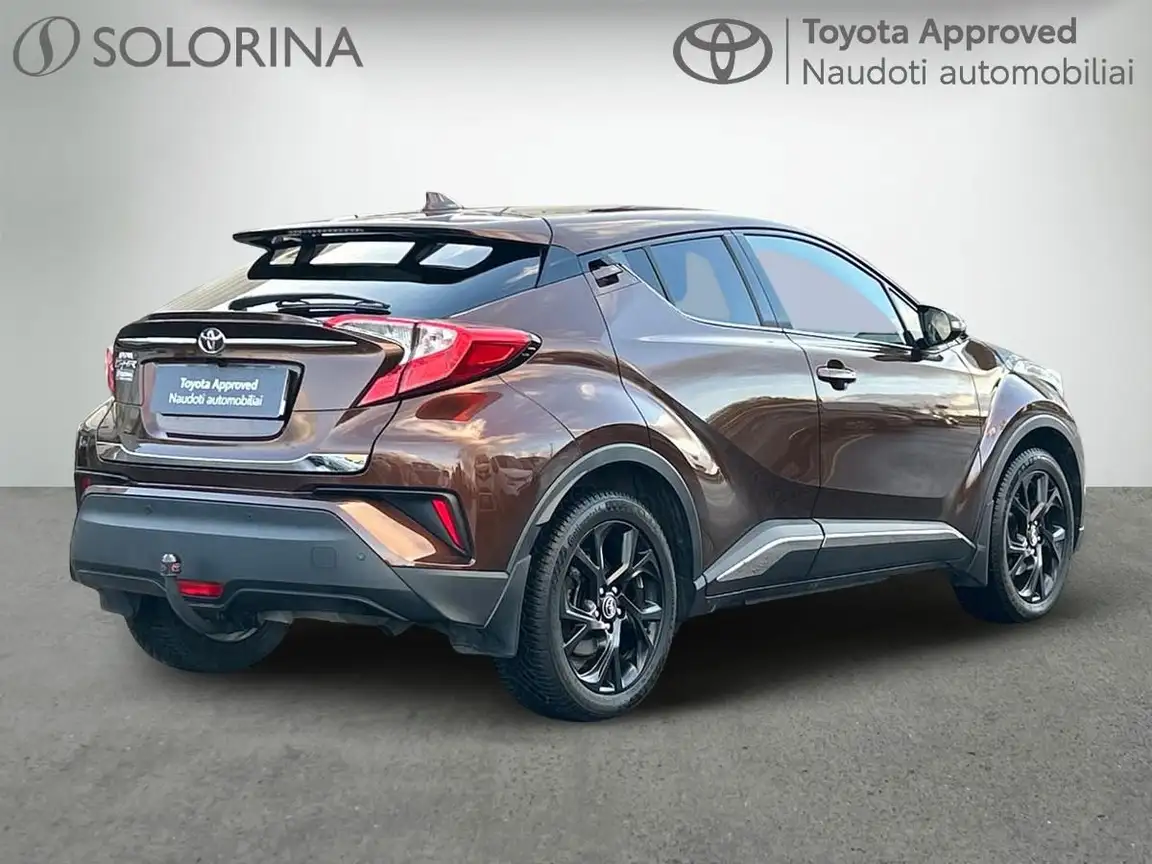 TOYOTA C-HR