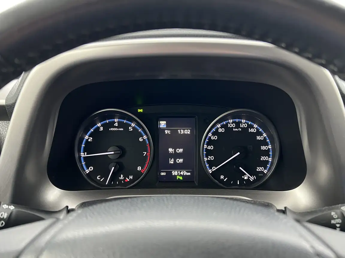 TOYOTA RAV4