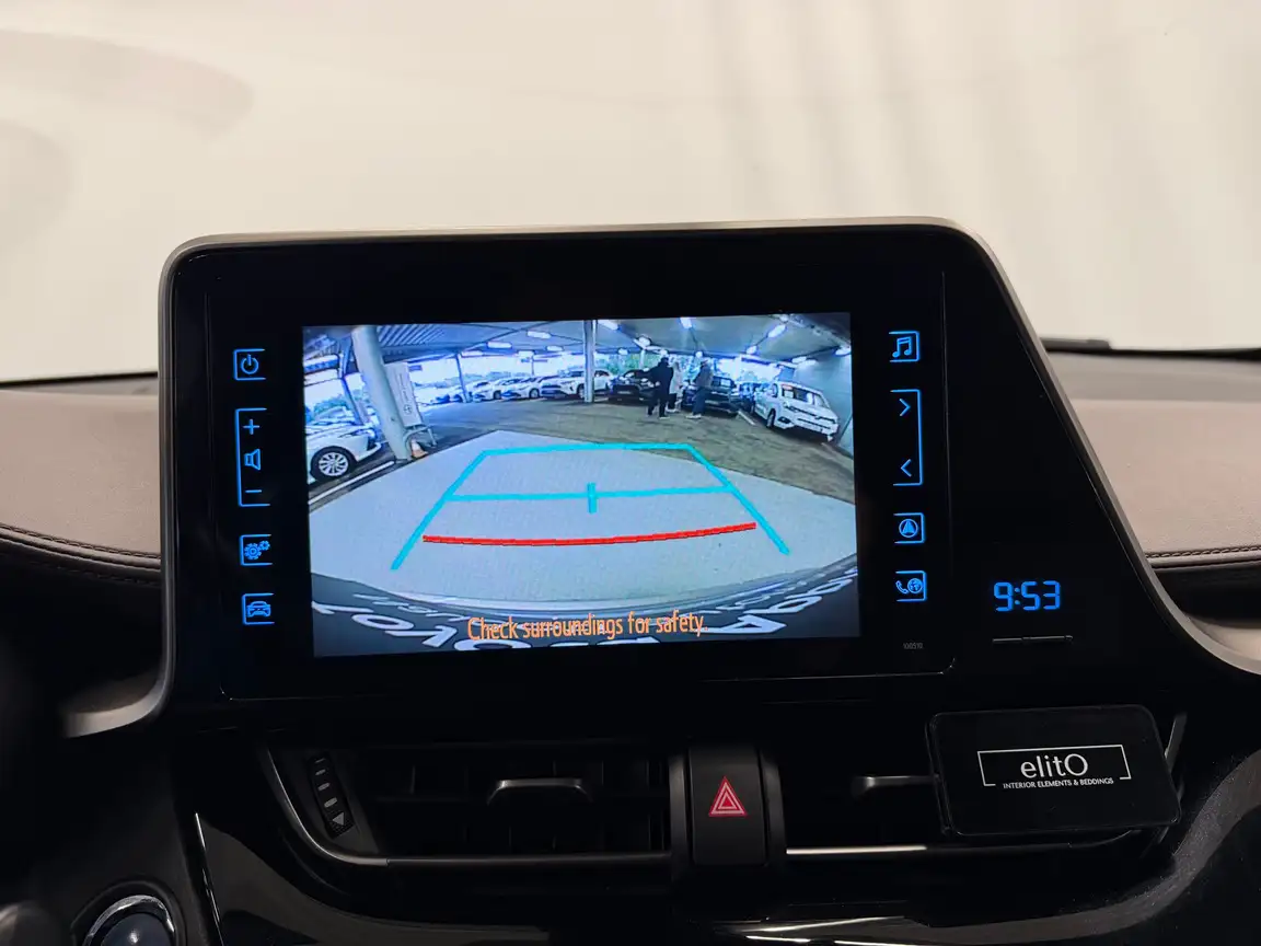 TOYOTA C-HR