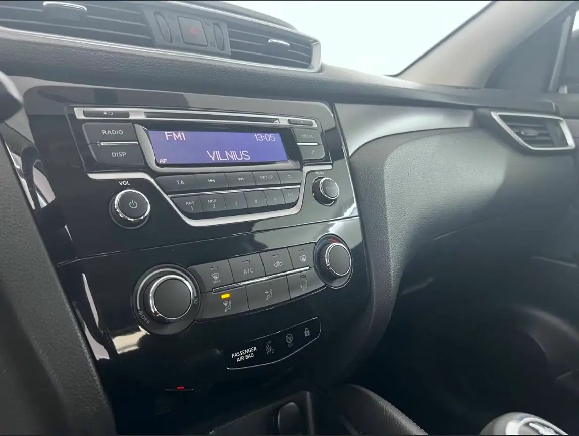 NISSAN QASHQAI