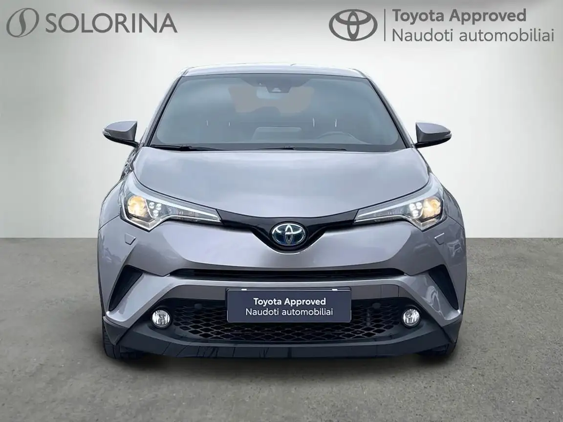 TOYOTA C-HR