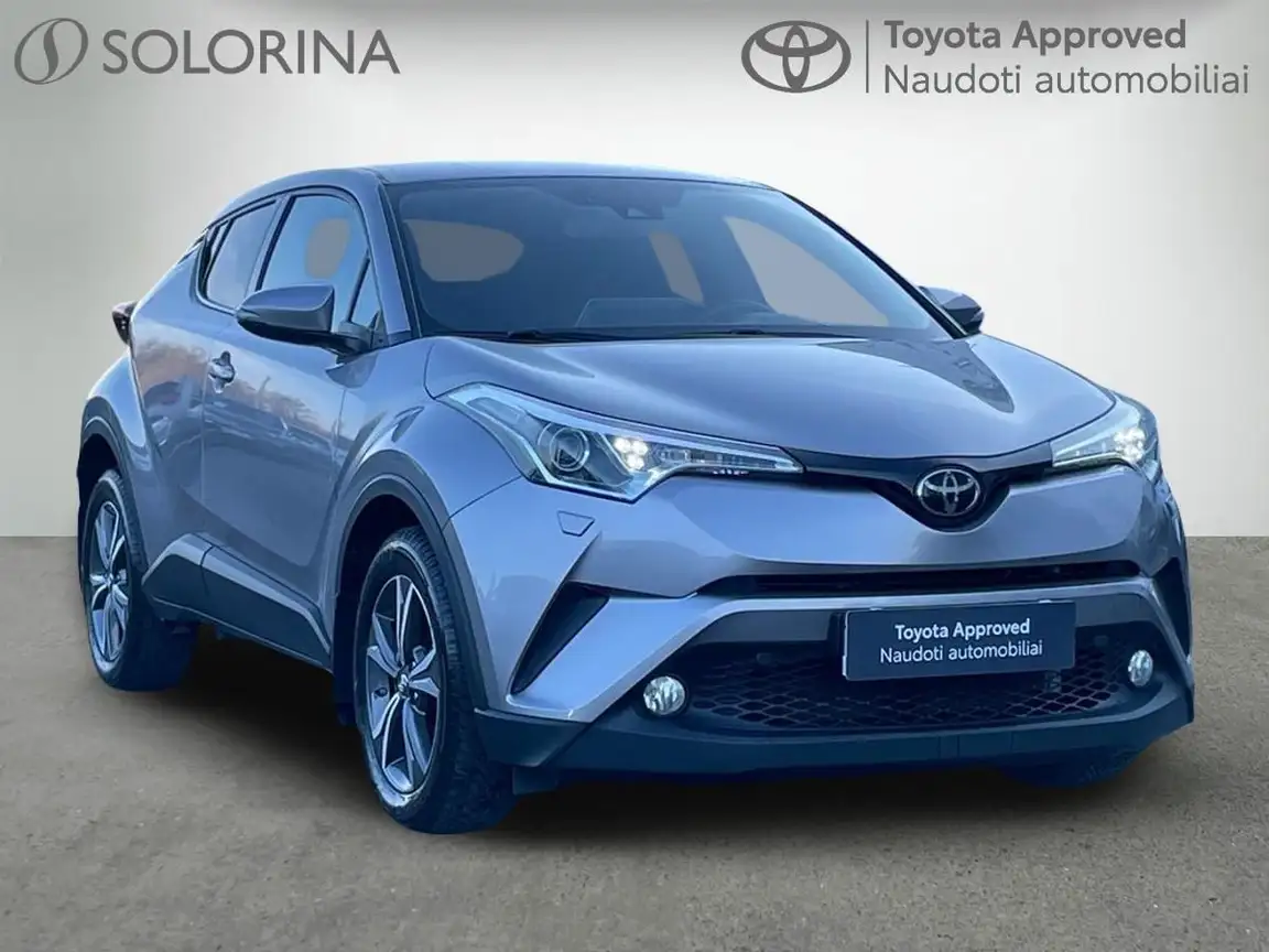 TOYOTA C-HR
