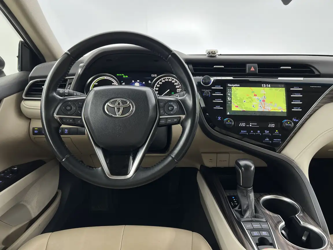 TOYOTA CAMRY