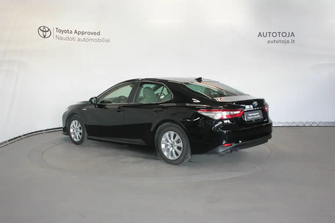TOYOTA CAMRY