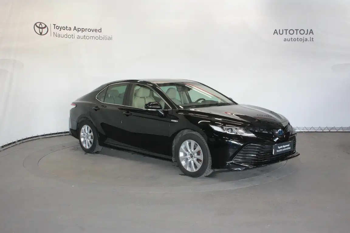 TOYOTA CAMRY