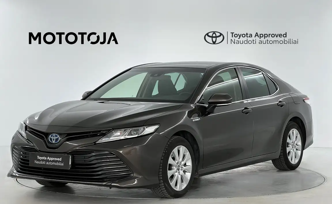 TOYOTA CAMRY