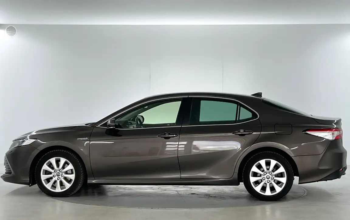 TOYOTA CAMRY