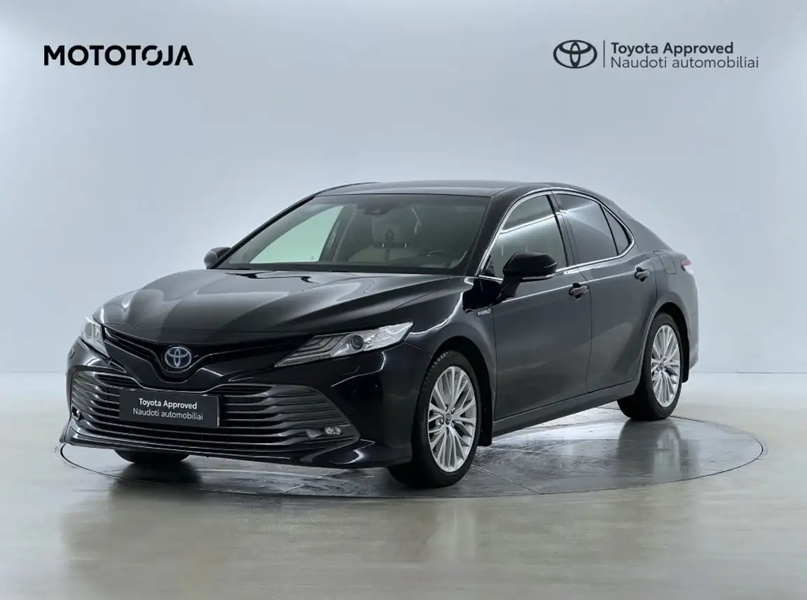 TOYOTA CAMRY