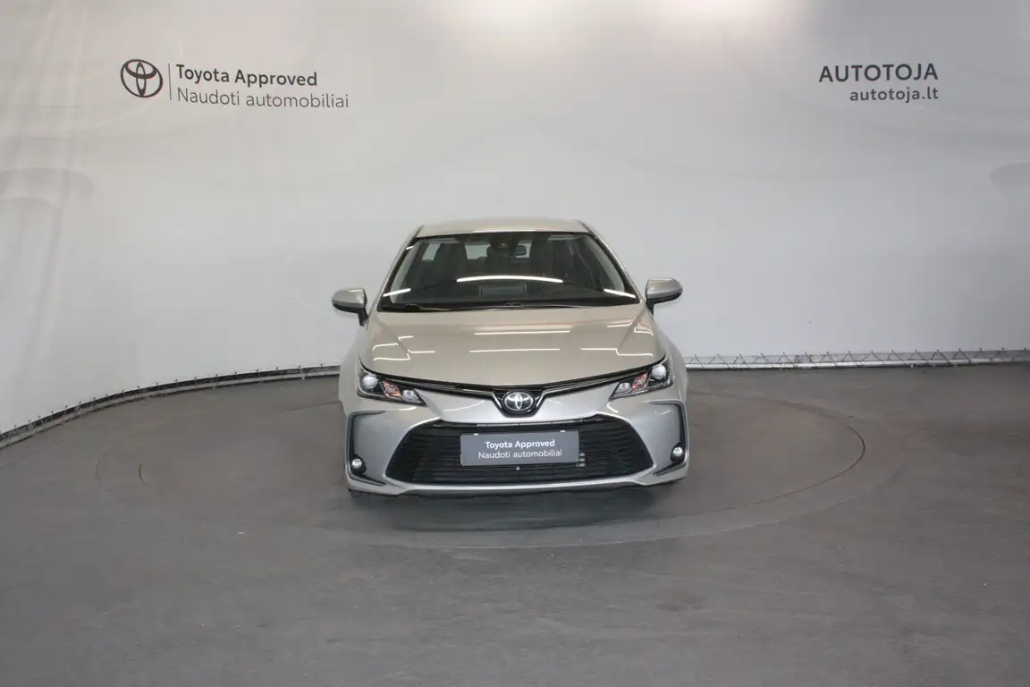 TOYOTA COROLLA