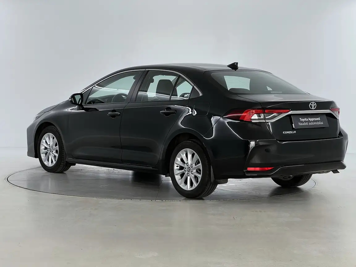 TOYOTA COROLLA