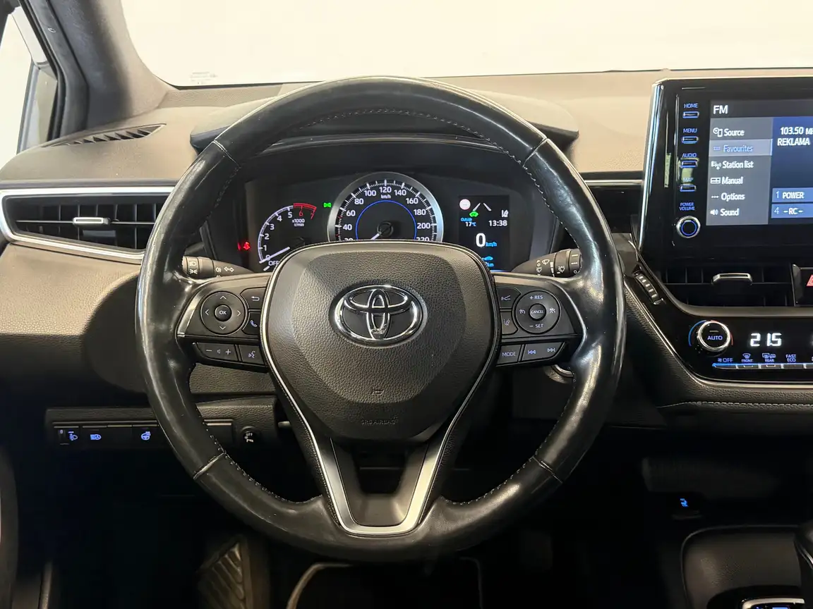 TOYOTA COROLLA
