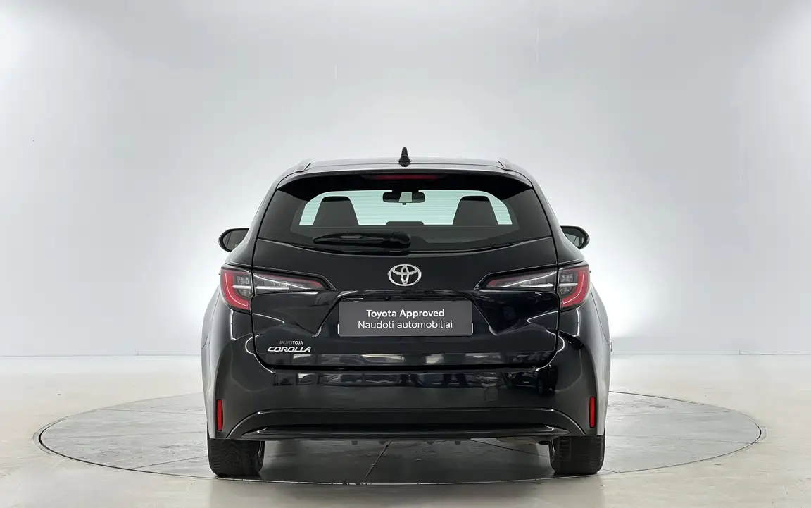 TOYOTA COROLLA