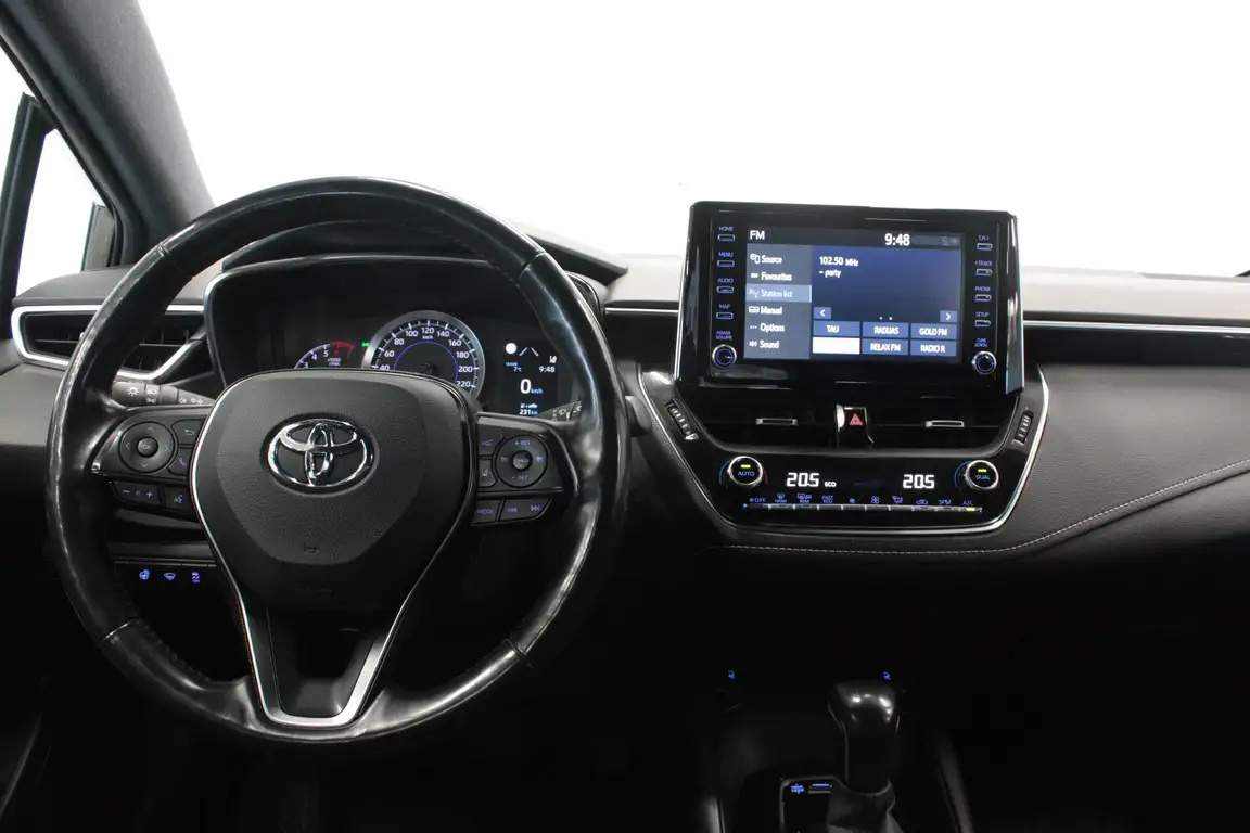TOYOTA COROLLA