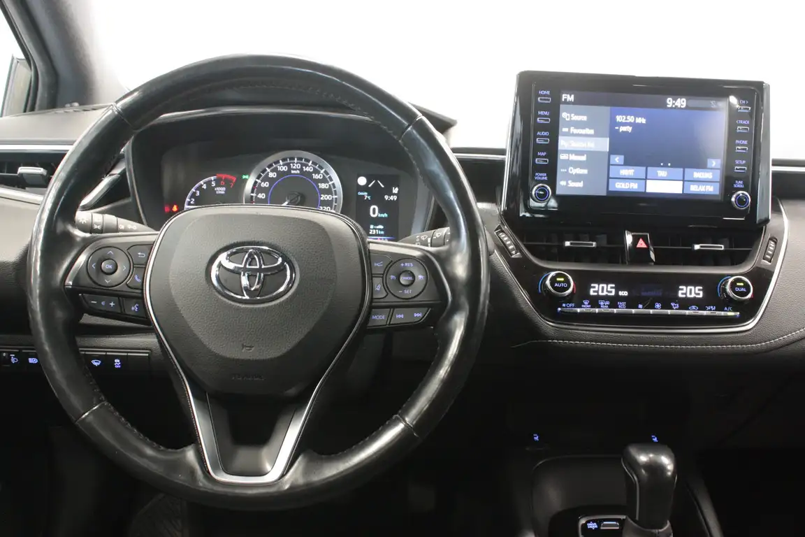 TOYOTA COROLLA