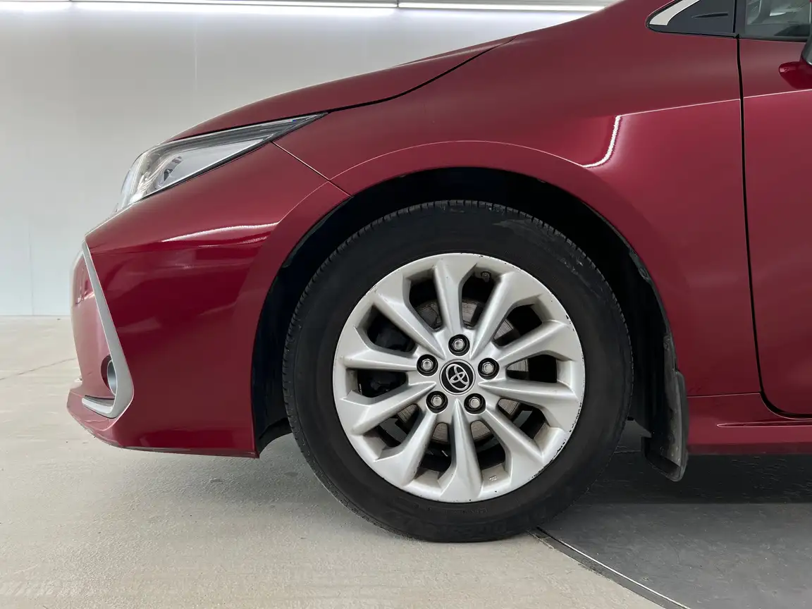 TOYOTA COROLLA