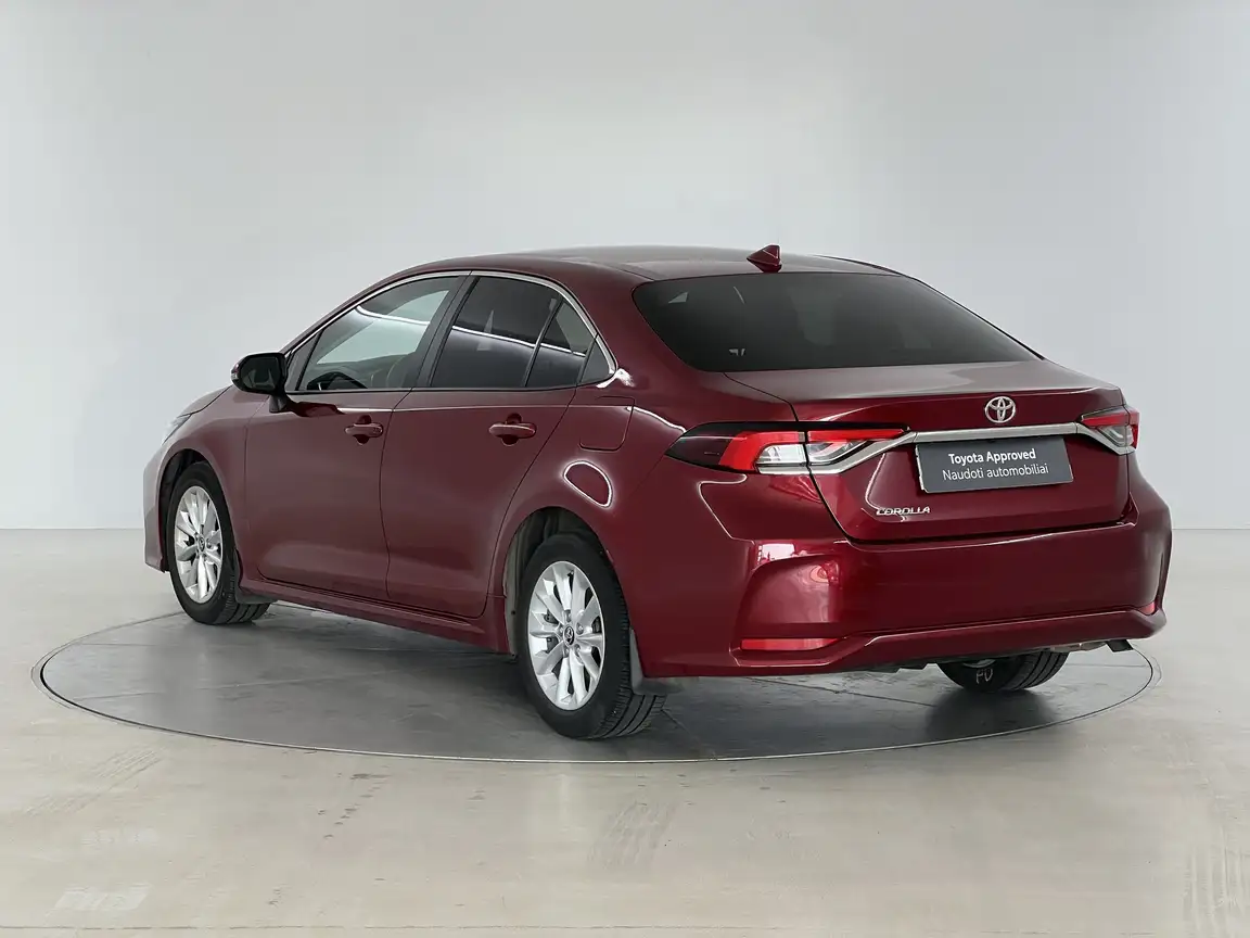 TOYOTA COROLLA