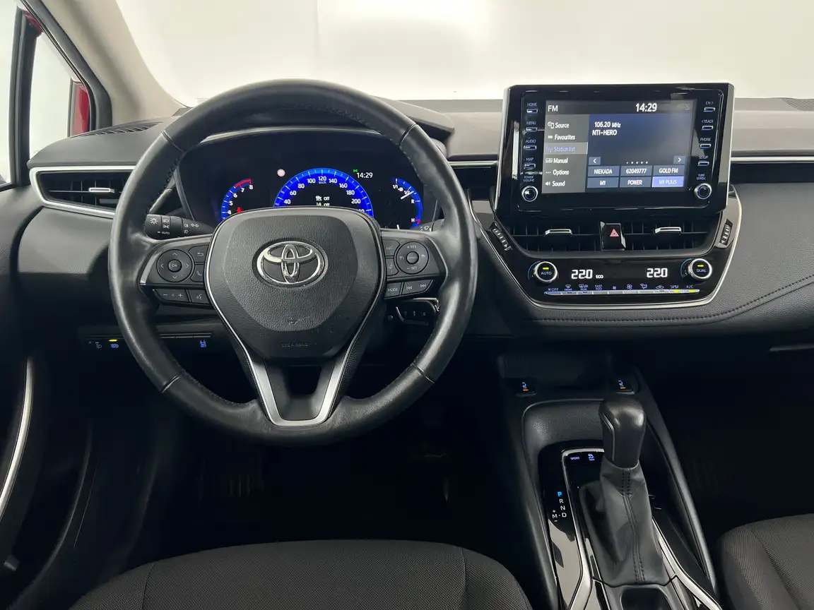 TOYOTA COROLLA