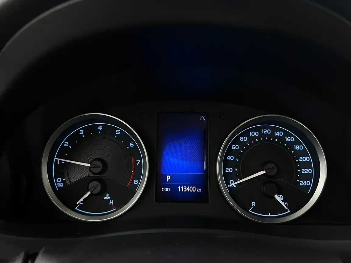 TOYOTA COROLLA