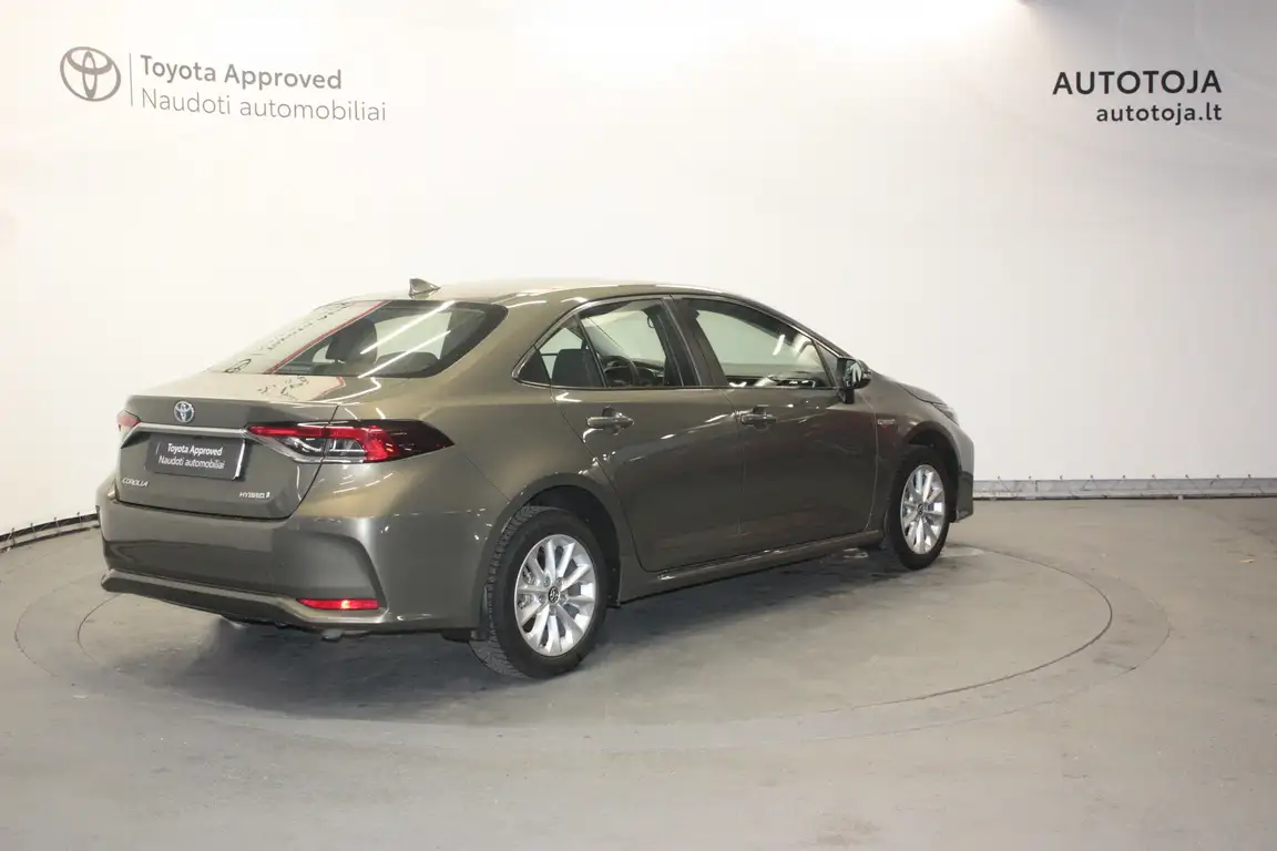 TOYOTA COROLLA