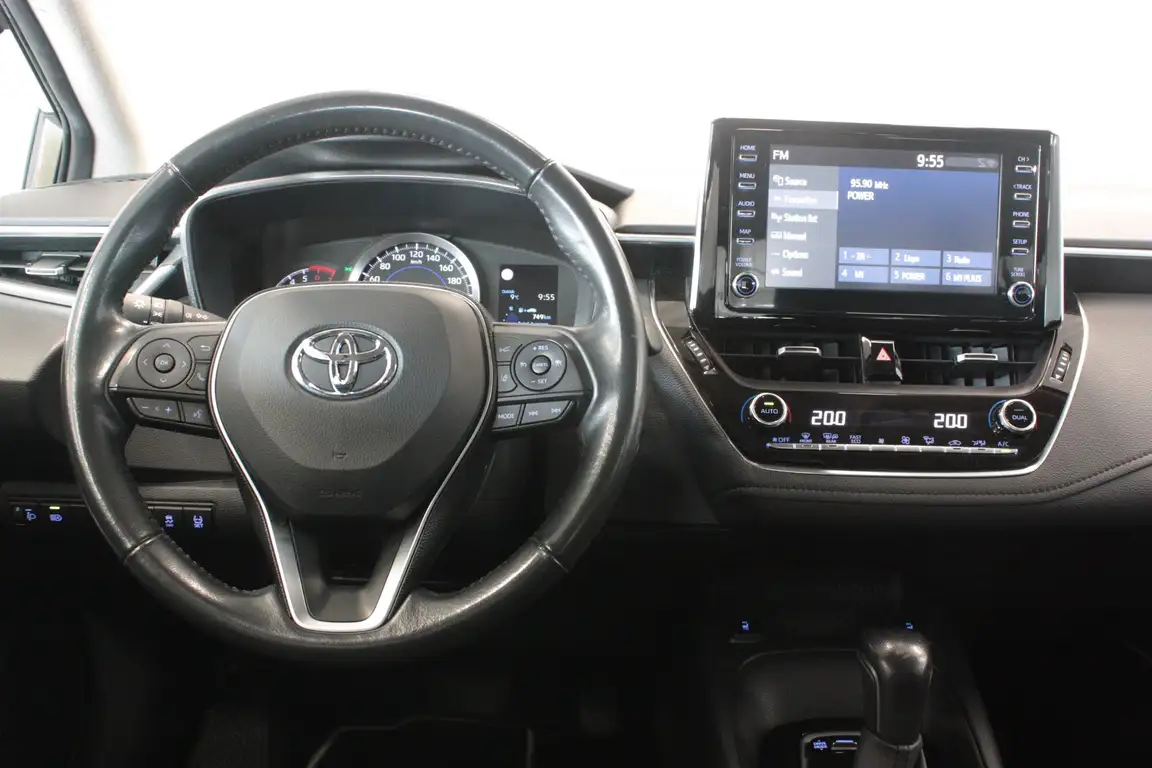 TOYOTA COROLLA