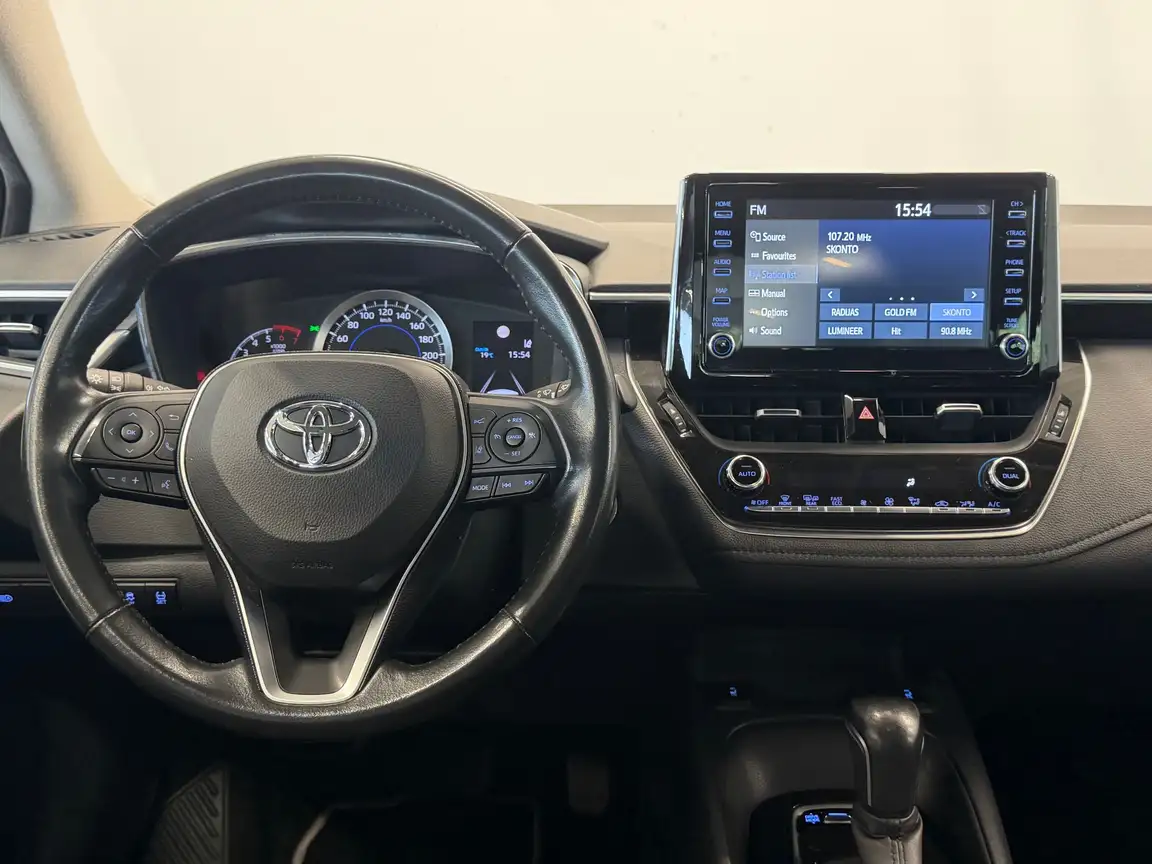 TOYOTA COROLLA