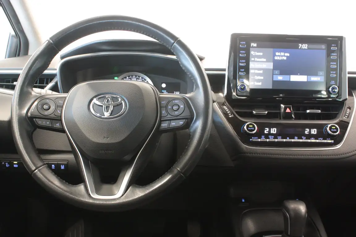 TOYOTA COROLLA