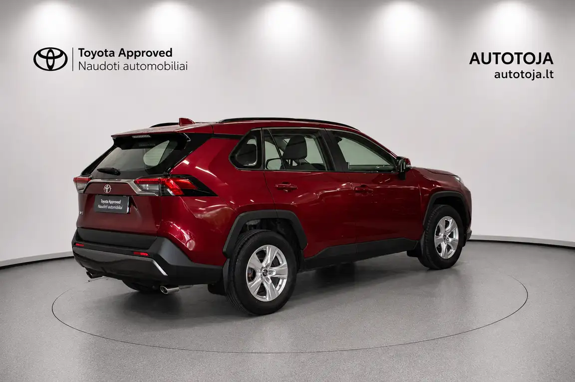 TOYOTA RAV4