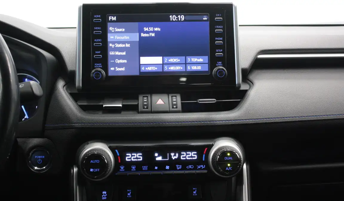 TOYOTA RAV4
