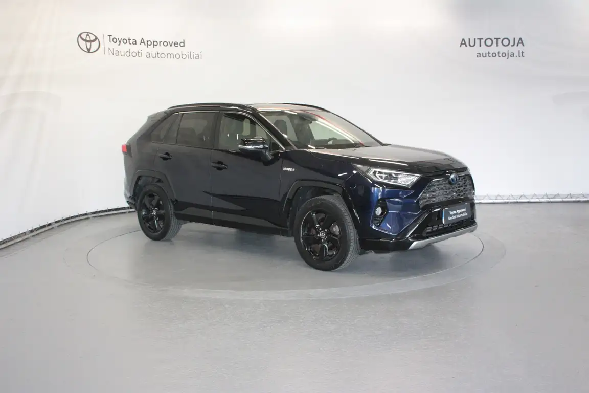 TOYOTA RAV4