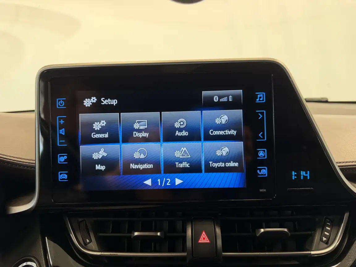 TOYOTA C-HR