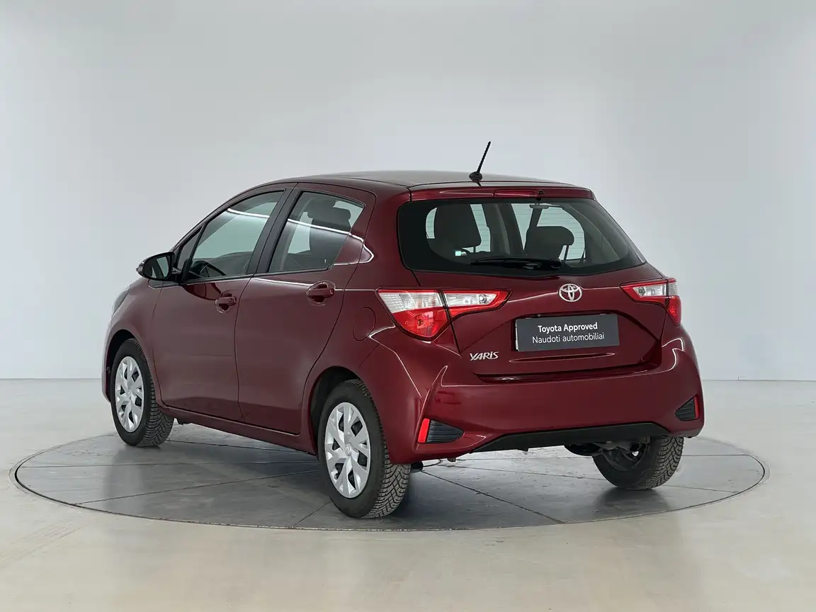 TOYOTA YARIS
