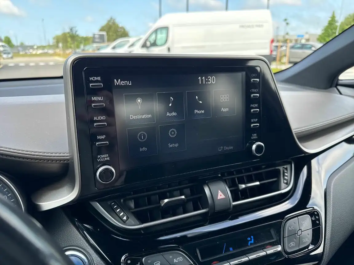 TOYOTA C-HR