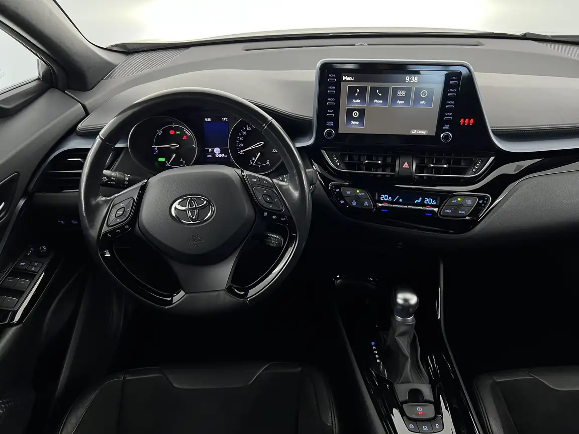 TOYOTA C-HR