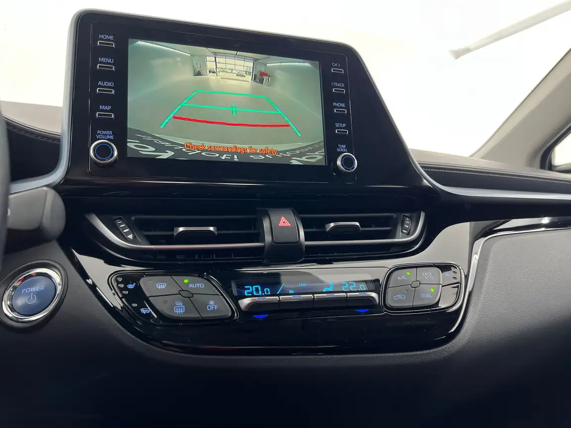 TOYOTA C-HR