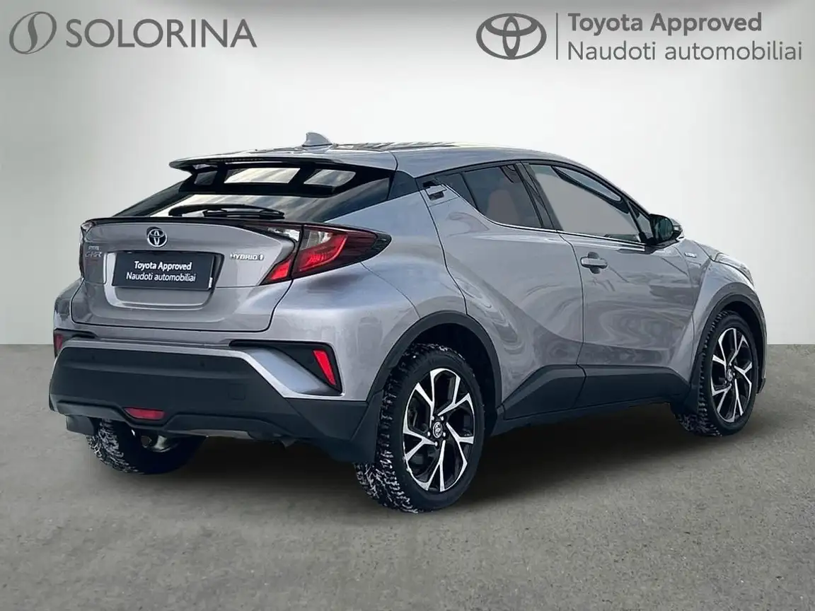 TOYOTA C-HR