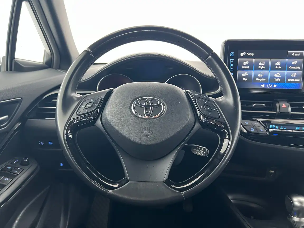 TOYOTA C-HR