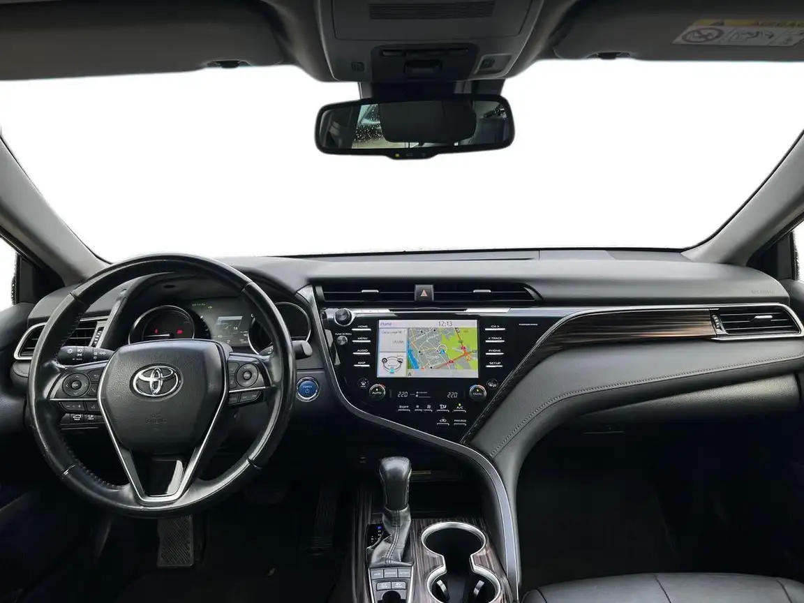 TOYOTA CAMRY