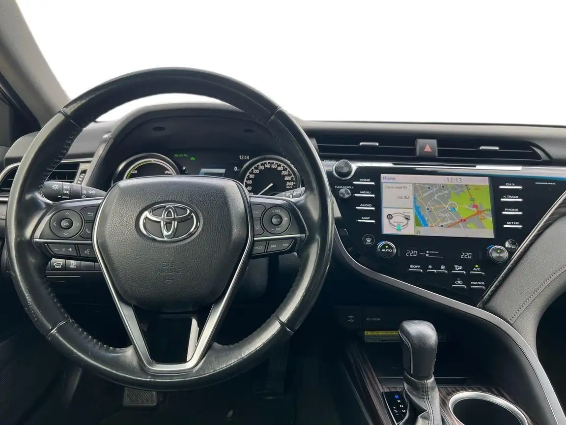TOYOTA CAMRY