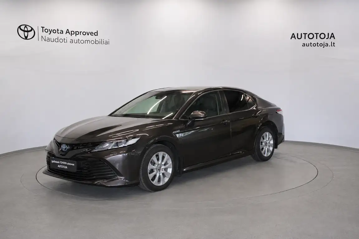TOYOTA CAMRY