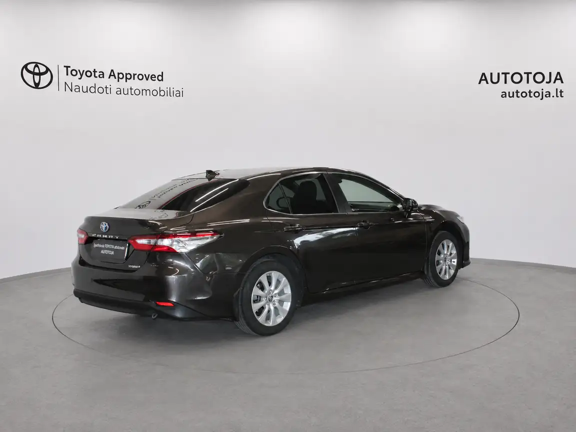 TOYOTA CAMRY
