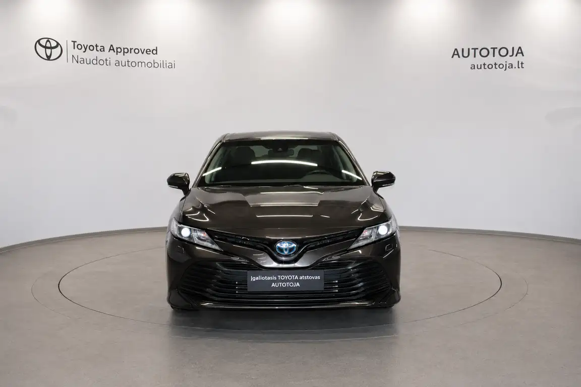 TOYOTA CAMRY
