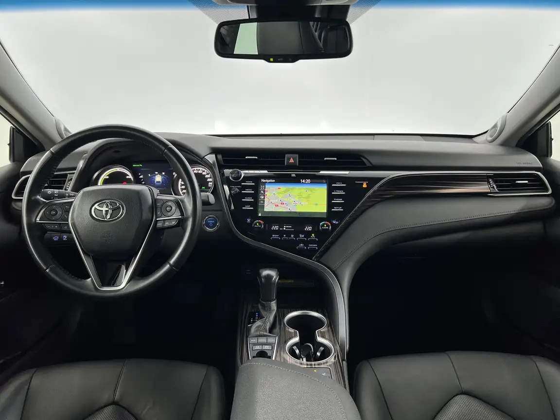 TOYOTA CAMRY