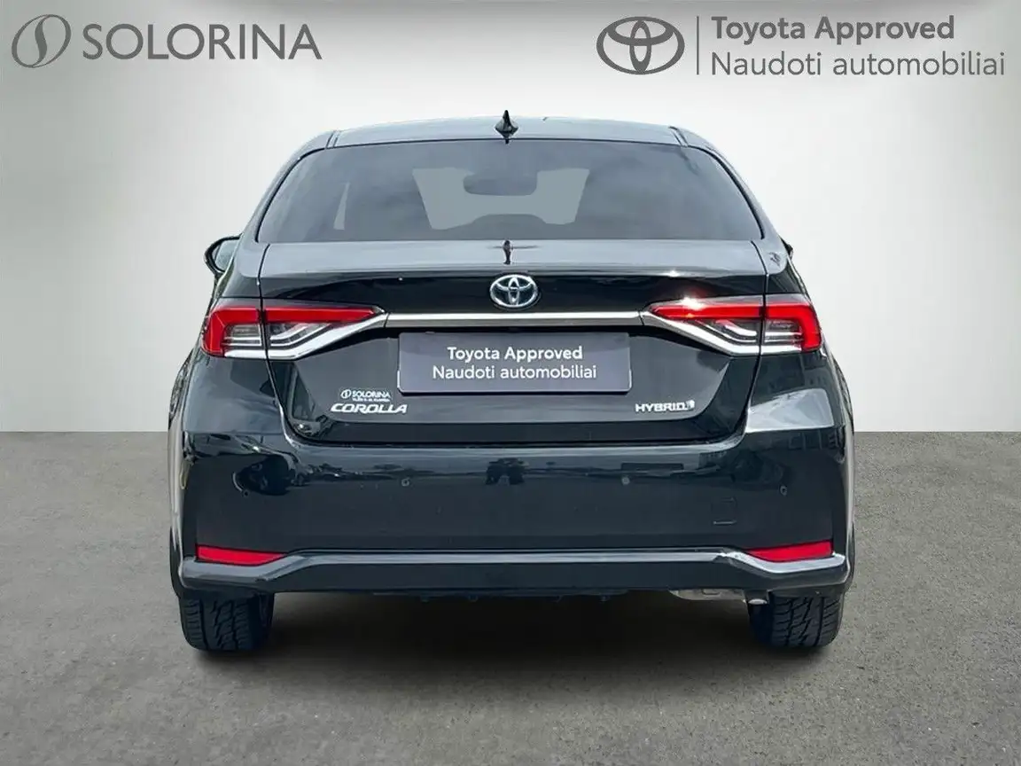 TOYOTA COROLLA