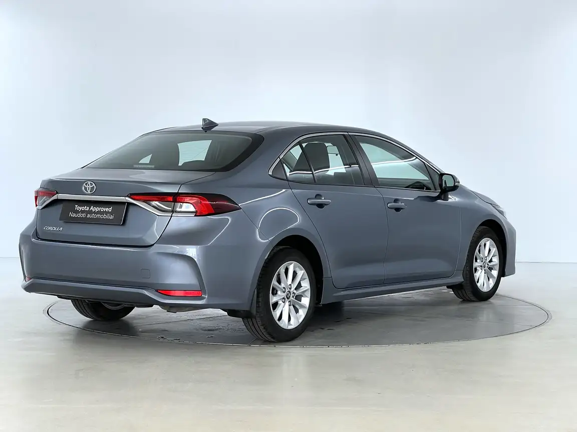 TOYOTA COROLLA
