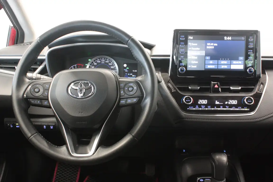 TOYOTA COROLLA