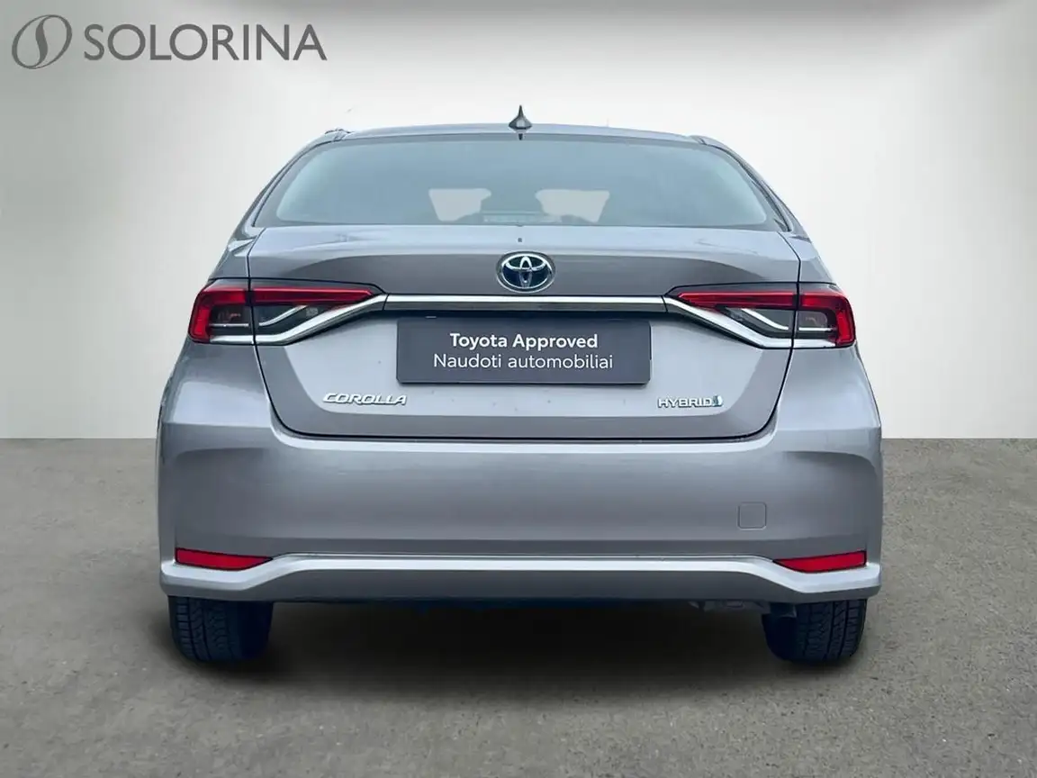 TOYOTA COROLLA