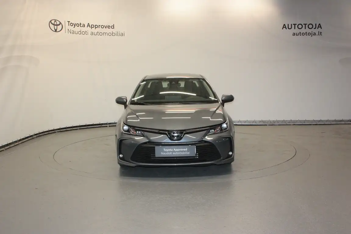 TOYOTA COROLLA