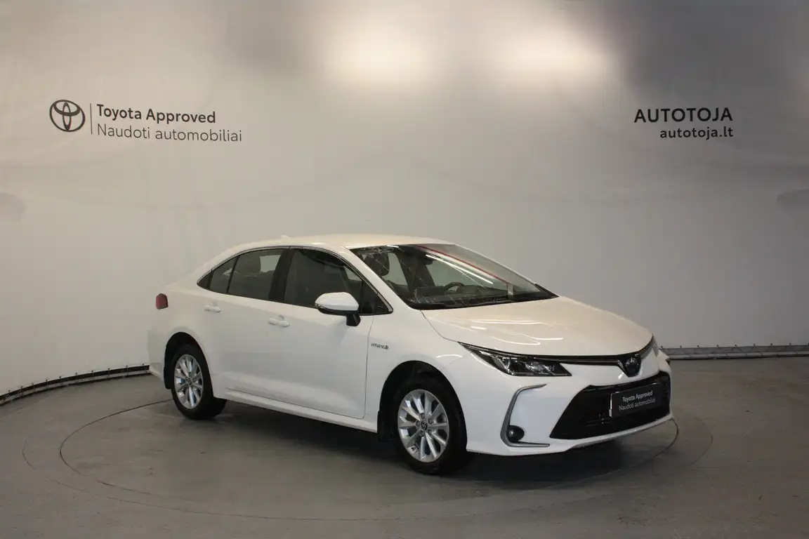 TOYOTA COROLLA