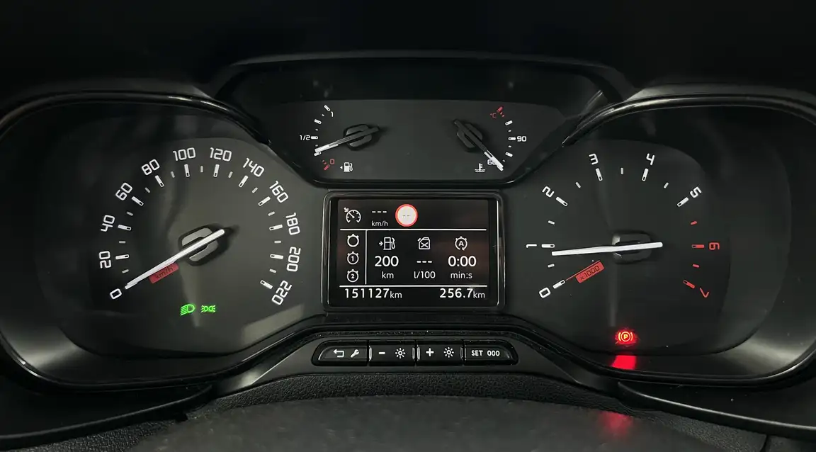 TOYOTA PROACE
