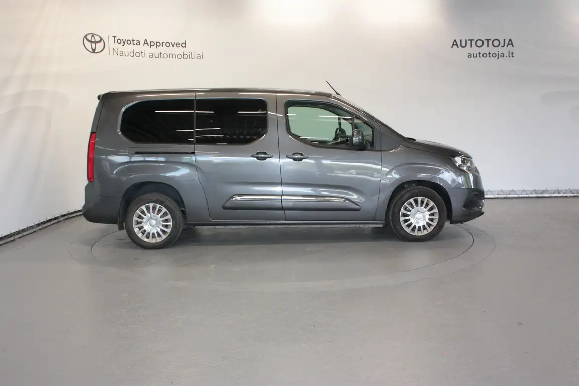 TOYOTA PROACE CITY VERSO